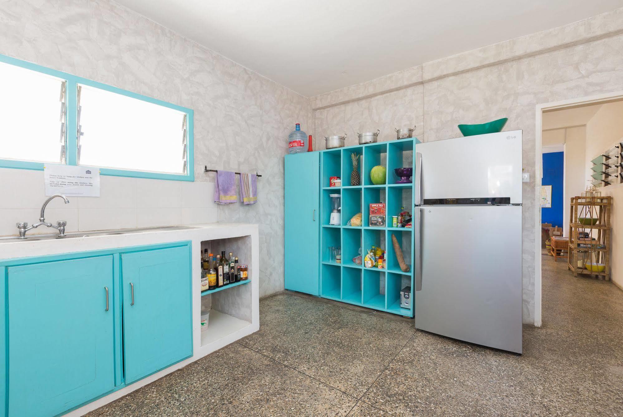 Agoo Hostel (Adults Only) أكرا المظهر الخارجي الصورة