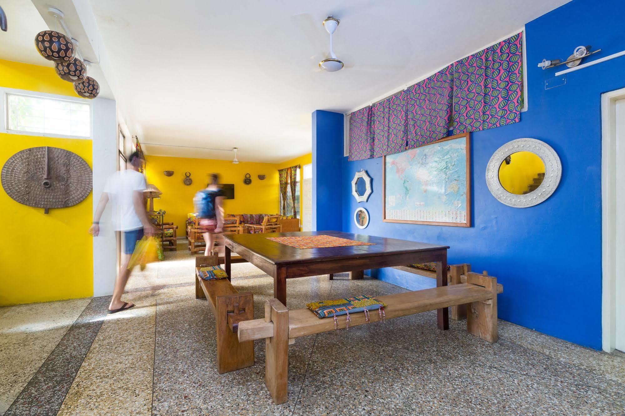 Agoo Hostel (Adults Only) أكرا المظهر الخارجي الصورة